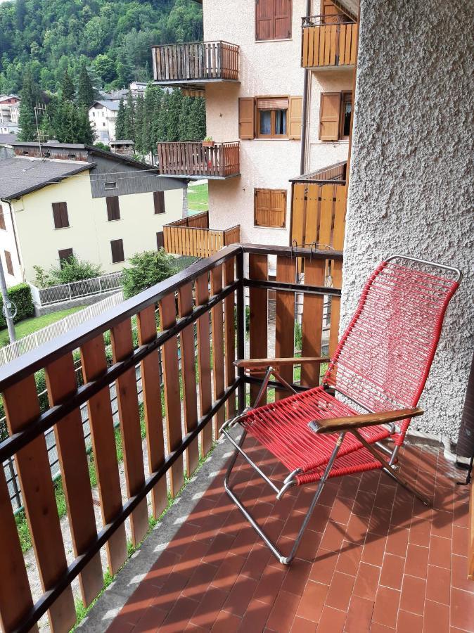 Ferienwohnung Bilocale A Piazza Brembana Exterior foto