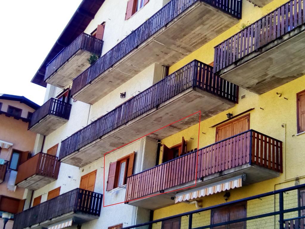 Ferienwohnung Bilocale A Piazza Brembana Exterior foto